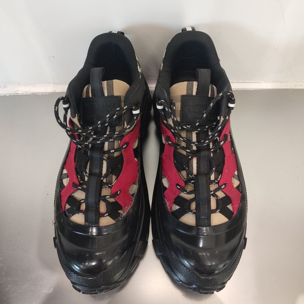 Burberry Size 40 Checkered Lace-Up Thick-Soled Casual Sneakers Black & Red - Picture 1 of 10